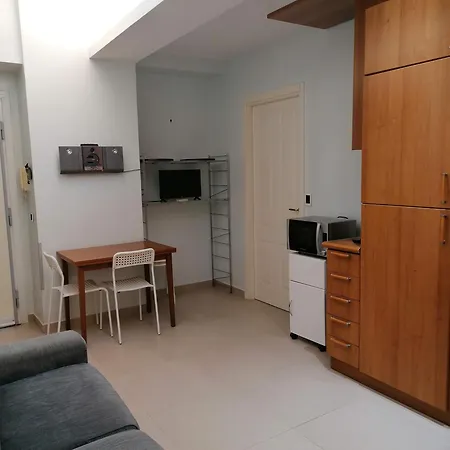 Temporary Home Roma-3
